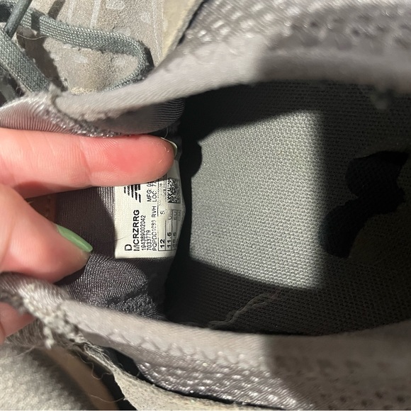 New Balance - Picture 4 of 4